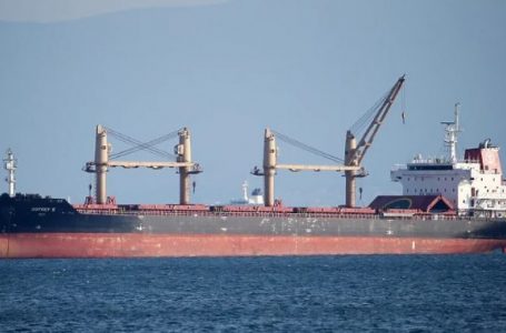 Tri anije me 58 mijë tonelata misër të gatshme të eksportohen nga Ukraina