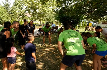 Aktivitete të ndryshme në kampin veror të fëmijëve në Gjakovë