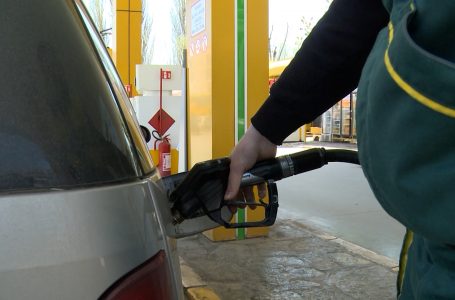 Përkundër rënies në tregjet ndërkombëtare çmimet e derivateve vazhdojnë të mbesin të njëjta