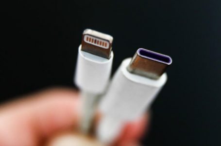 Pse Bashkimi Evropian dëshiron që të gjithë karikuesit të jenë USB-C?