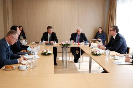 ​Sot në Bruksel mbahet takimi Kurti-Vuçiq