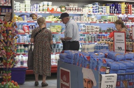 Bie besimi në ekonomi, çmimet demoralizojnë konsumatorët dhe bizneset