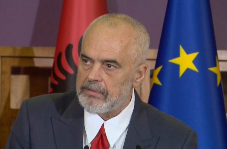 Tensionet në veri të Kosovës, reagon Rama: Beogradi të mos justifikojë veprimet në veri të Kosovës