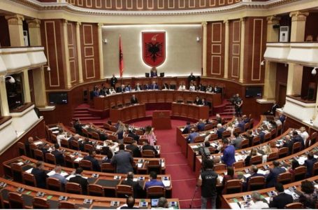 Rusia reagon pas rezolutës së Shqipërisë kundër raportit të Dick Marty-t