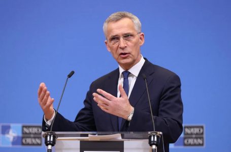 Stoltenberg: Lufta në Ukrainë do të përfundojë në tryezën e bisedimeve