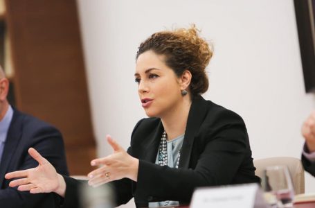 Ministrja e jashtme e Shqipërisë uron shërim të shpejtë për ushtarët e KFOR-it: Dënojmë dhunën