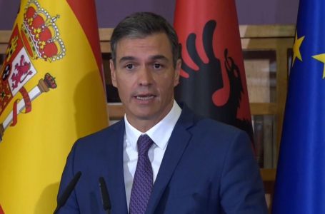 Sanchez për njohjen e Kosovës: Është shkelur e drejta ndërkombëtare