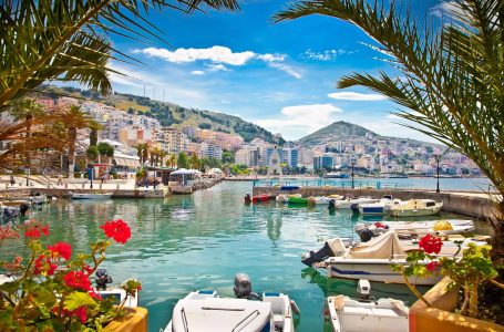 BB: Turizmi në Shqipëri, një mundësi e re për rritje të ekonomisë