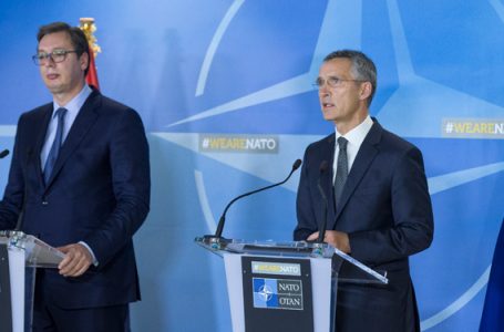 ​Stoltenberg-Vuçiqit: Kemi gati forcat tona në Kosovë, veprojmë nëse do jetë e nevojshme