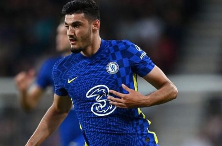 Fabrizio Romano zbulon skuadrat që Chelsea refuzoi për Brojën: Ai pritet të ketë rol të rëndësishëm