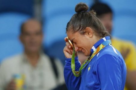 ​Para 6 vitesh Majlinda bëri historinë dhe fitoi të artën në Olimpiadë