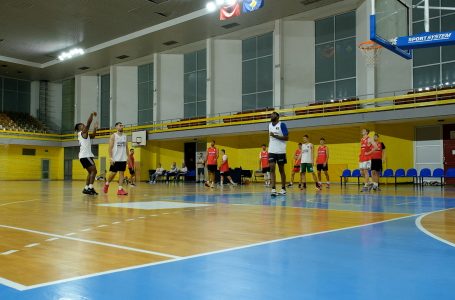 KB “Vëllaznimi” po bën përgatitjet e fundit për Superligën e basketbollit të Kosovës