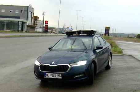 Përmes “veturës intelegjente” Policia Rajonale në Gjakovë shqipton rreth 400 gjoba