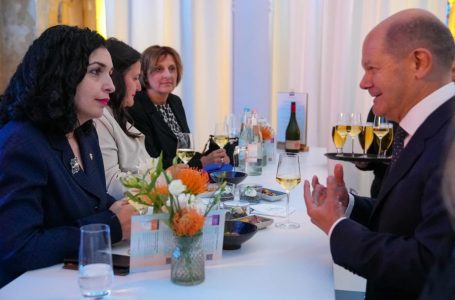 Osmani dhe Scholz diskutojnë për t’i dhënë shtytjen finale procesit të liberalizimit të vizave