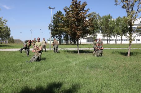 Marinsat amerikanë trajnojnë policët ushtarakë të FSK-së