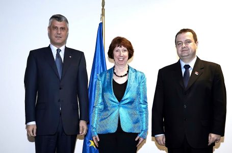 A do të përfshihet Catherine Ashton në dialog?