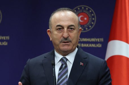 Turqia kërkon marrëveshje mes Kosovës dhe Serbisë edhe për targat