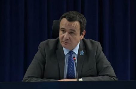 Kurti kërkon ndërprerjen e grevës, akuzon SBASHK-un se po bën shantazh