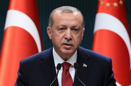 Erdogan: Turqia vazhdon përpjekjet për zbutjen e tensioneve mes Kosovës dhe Serbisë