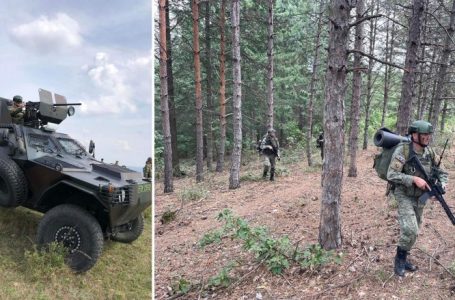 Mehaj publikon fotot: FSK duke kryer trajnime me sistemet e reja të armatimit