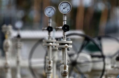 Bloomberg: Evropa tani ka më shumë gaz sesa që ka nevojë