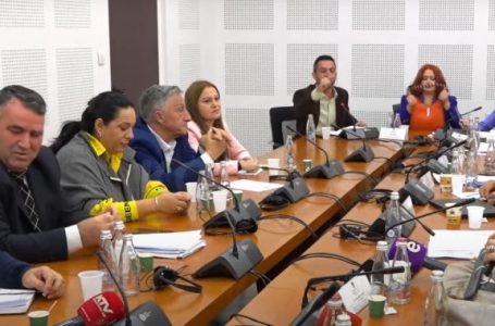Greva në arsim – Nagavci, Murati dhe Jasharaj takohen sot në Komisionin për Arsim