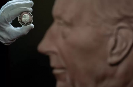 Zbulohen monedhat e reja me portretin e monarkut Charles