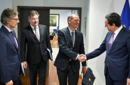 Kryeministria del me detaje për bisedat në takimin e Kurtit me Lajçak dhe këshilltarët e Scholz dhe Macron