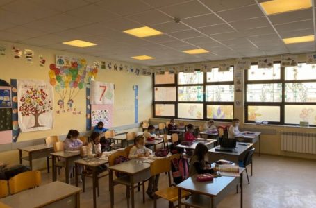 Pas Gjakovës, shkollat ndërpresin grevën edhe në Podujevë
