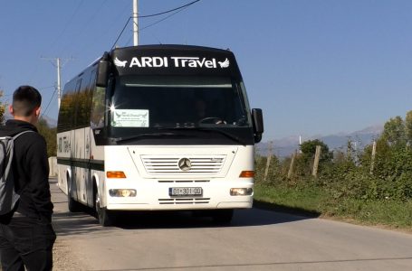 Nga viti i ardhshëm kalendarik ndryshon formati i transportit të nxënësve në Komunën e Gjakovës