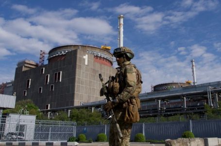 ​Zelensky: Të paktën 12 të vdekur pas sulmit me raketa në Zaporizhzhya