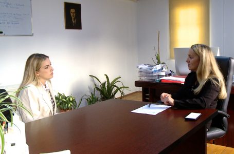 Kumnova-Baçi: Të zbatohet urgjentisht urdhëresa për ndaljen e kurseve private nga mësimdhënësit