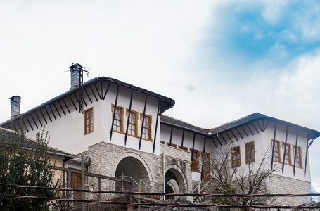Shtëpia e Kadaresë, një muze që po josh turistët në Gjirokastër