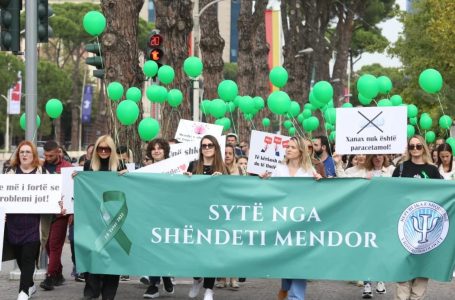 “Xanax nuk është paracetamol”, marshim në Tiranë në Ditën Botërore të Shëndetit Mendor