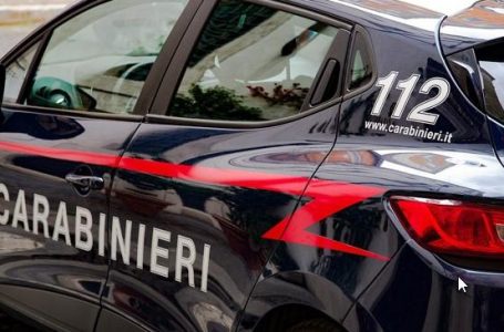 Tre shqiptarë sulmojnë me thikë një emigrant në Itali. Dyshimet e para
