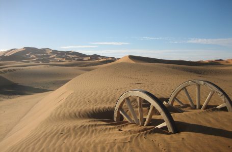 Kaq e madhe është shkretëtira e Saharasë, shtrihet në 10 shtete