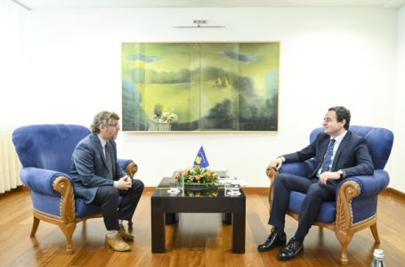 Kurti takoi Saviolin: Duhet të ketë rivendosje të drejtësisë për viktimat e të mbijetuarit e luftës