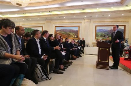 ​Kurti: Gjendja e komuniteteve nuk është e mirë
