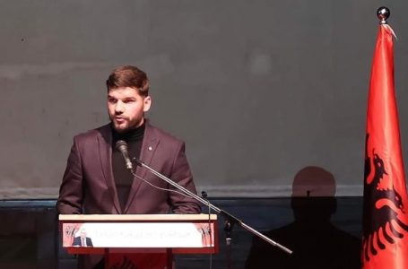 Lutfiu: Luginasit e diskutojnë tërheqjen nga institucionet në Serbi