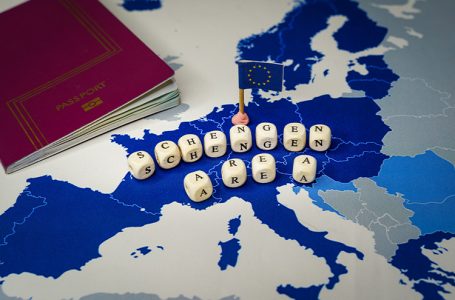 KE jep dritën jeshile që Kroacia, Bullgaria dhe Rumania t’i bashkohen Zonës Shengen