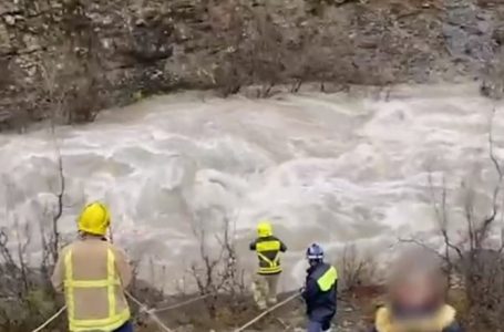 Rrjedha e ujit i mori përpara, gjenden trupat e pajetë të babë e bir në Malësi të Madhe