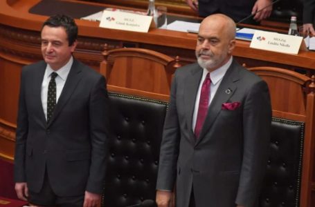Albin Kurti: Ashtu siç gëzohemi ne për Shqipërinë, gëzohet edhe Shqipëria për Kosovën