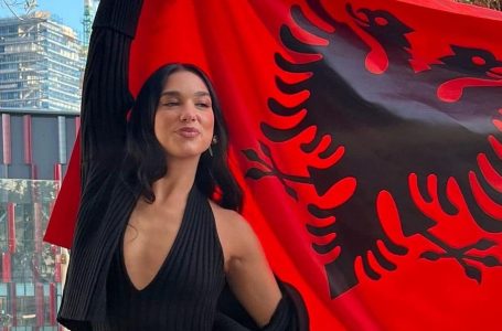 Dua Lipa i dhuroi magji Tiranës në Ditën e Flamurit, 110 vjetorit të Pavarësisë