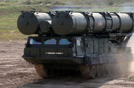 Kush po përdor S-300, raketën që goditi Poloninë?