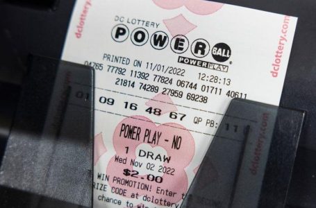 Shtohet një miliarder i ri në botë, pasi fitoi lotarinë amerikane “Powerball”