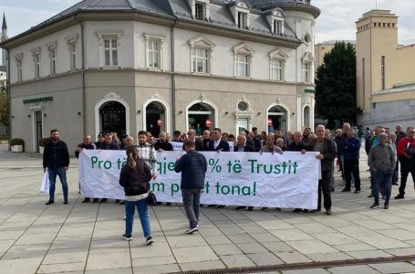 ​Protesta për trustin: Shumica e qytetarëve janë pro 30 përqindëshit