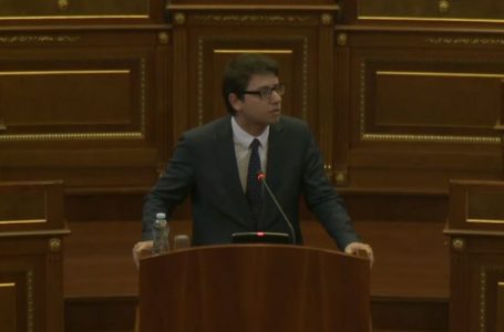 Murati i fton deputetët ta votojnë buxhetin për vitin 2023