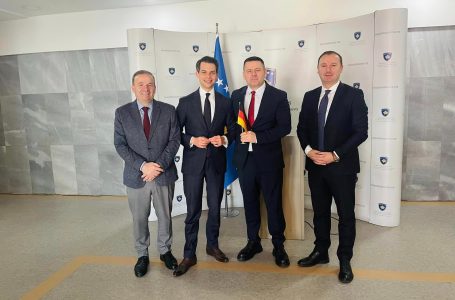 Deputeti gjerman në Kosovë, diskutohet situata politike dhe stabiliteti i sigurisë në vend