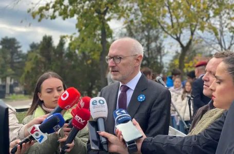 Ambasadori francez për sulmet në veri: Aktet e frikësimit janë shqetësuese