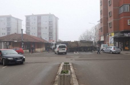 Holanda këshillon qytetarët e vet të mos udhëtojnë në veri të Kosovës